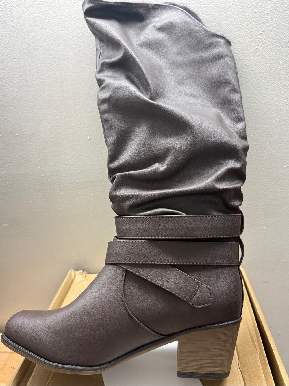 Journee Collection LATE Dark  Brown Mid-Calf Slouchy Block Heel Boots Size 10